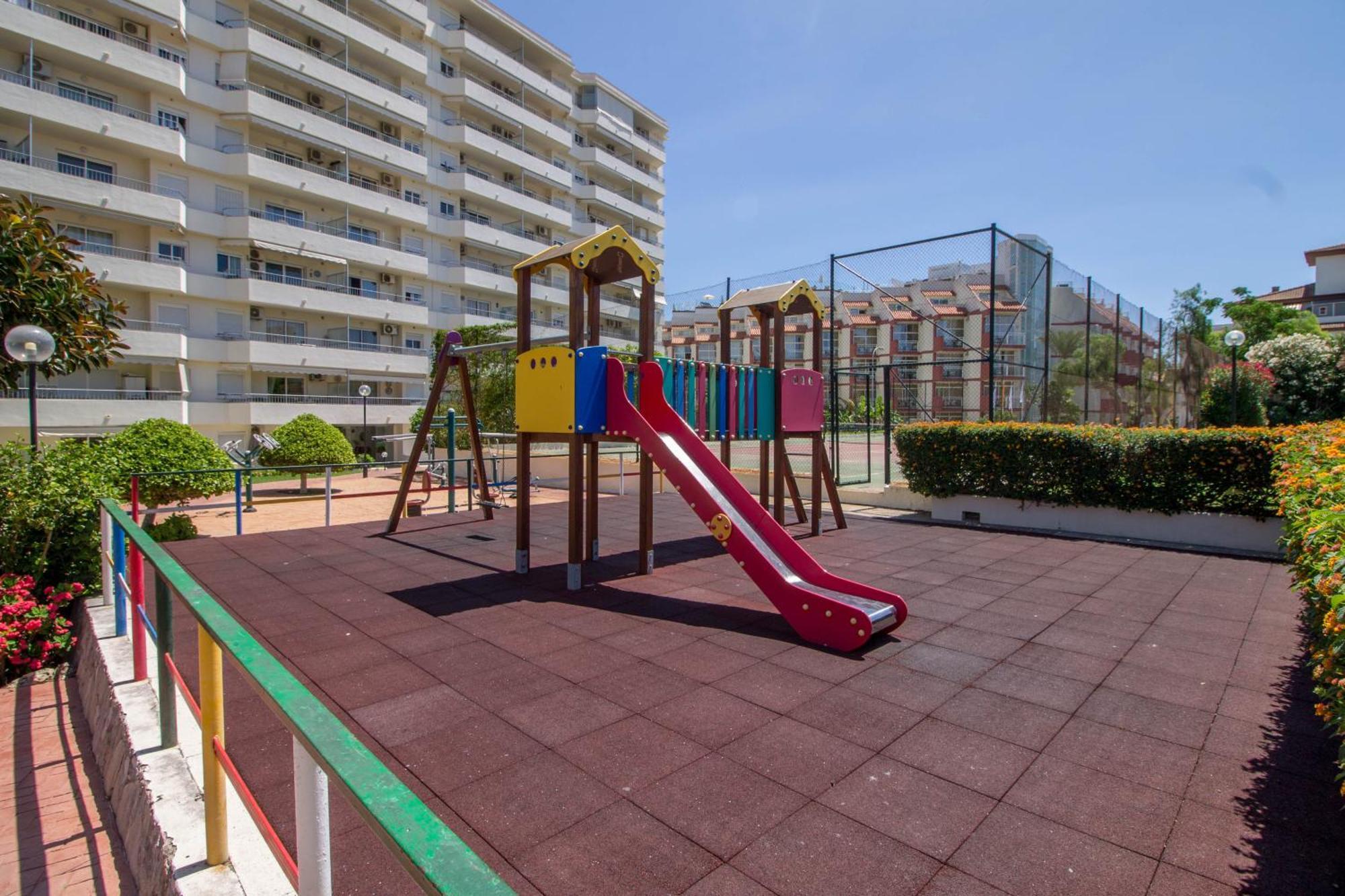 Carihuela Palace 417 By Ivi Real Estate Торемолинос Екстериор снимка