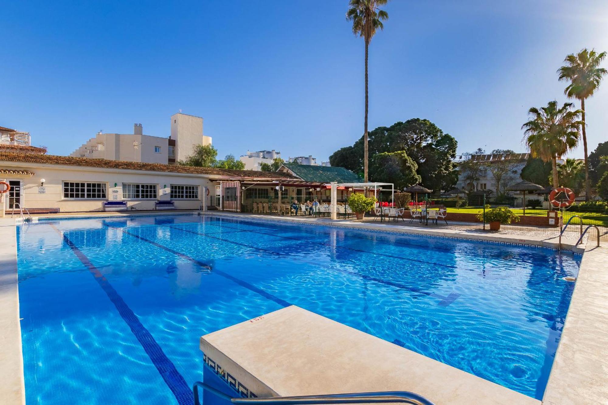 Carihuela Palace 417 By Ivi Real Estate Торемолинос Екстериор снимка